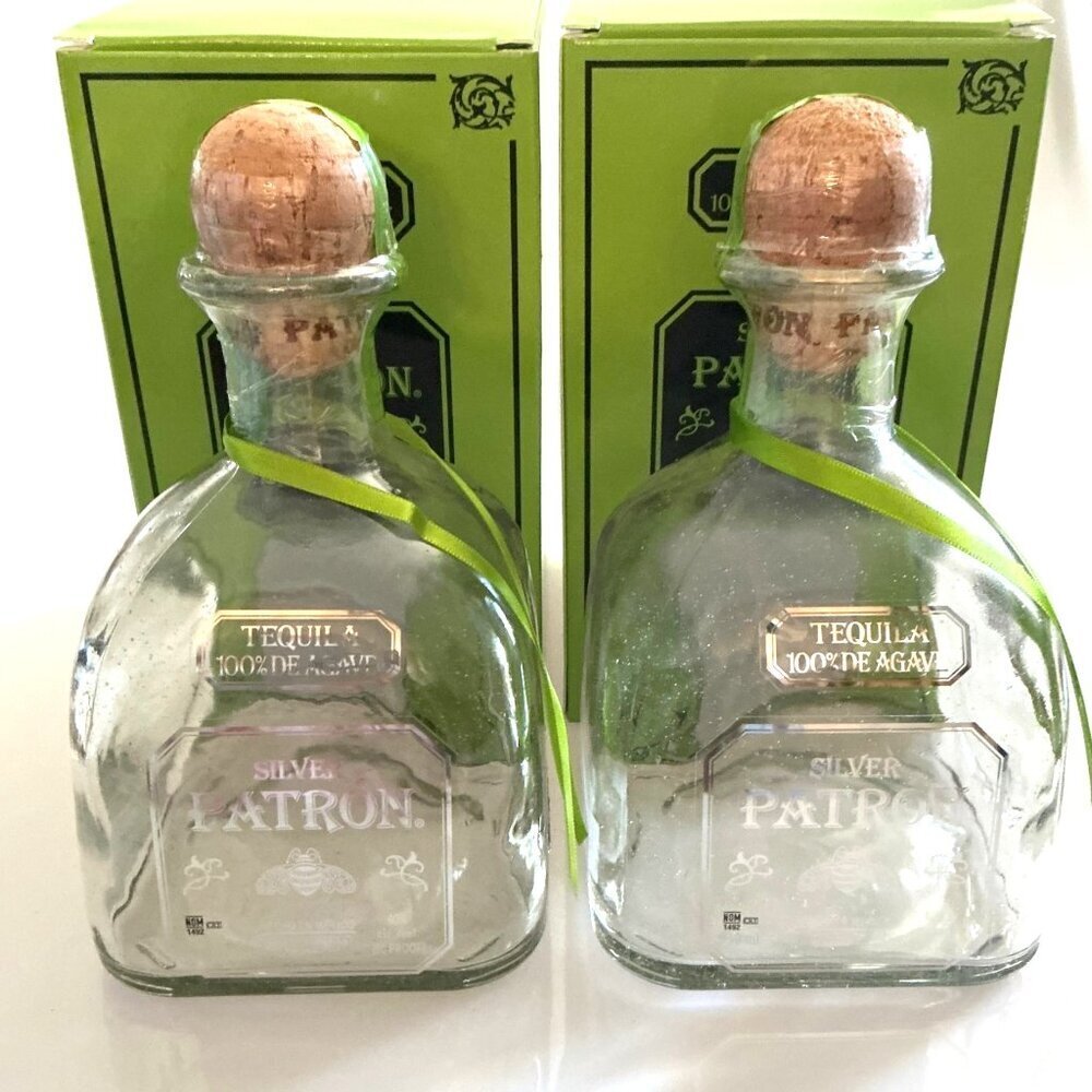 2 PATRON SILVER TEQUILA BOTTLES, GLASS 750 ML WITH BOXES DIY